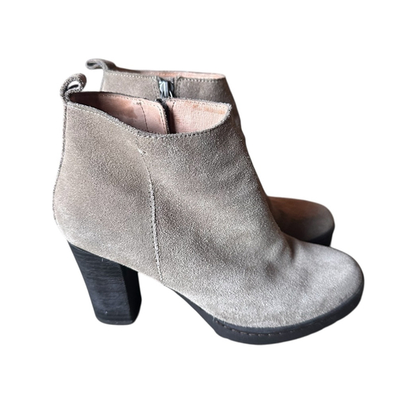 Caslon Taupe Suede Leather Ankle Booties 37M (US 6.5-7) Chunky Block Heel Zip Up - Picture 4 of 8